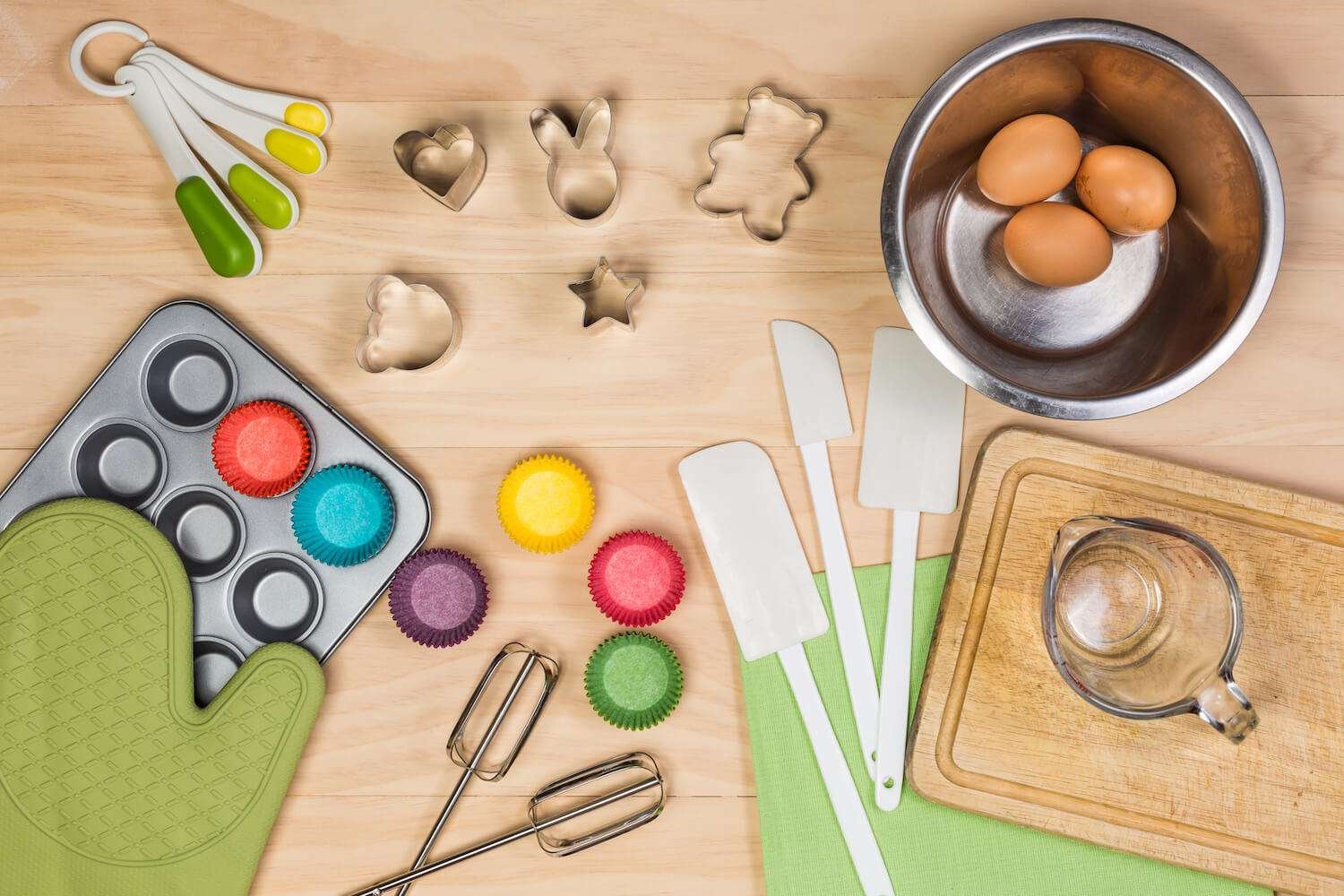 The Ultimate Guide to Baking Equipment Names / Bake Batter & Beyond