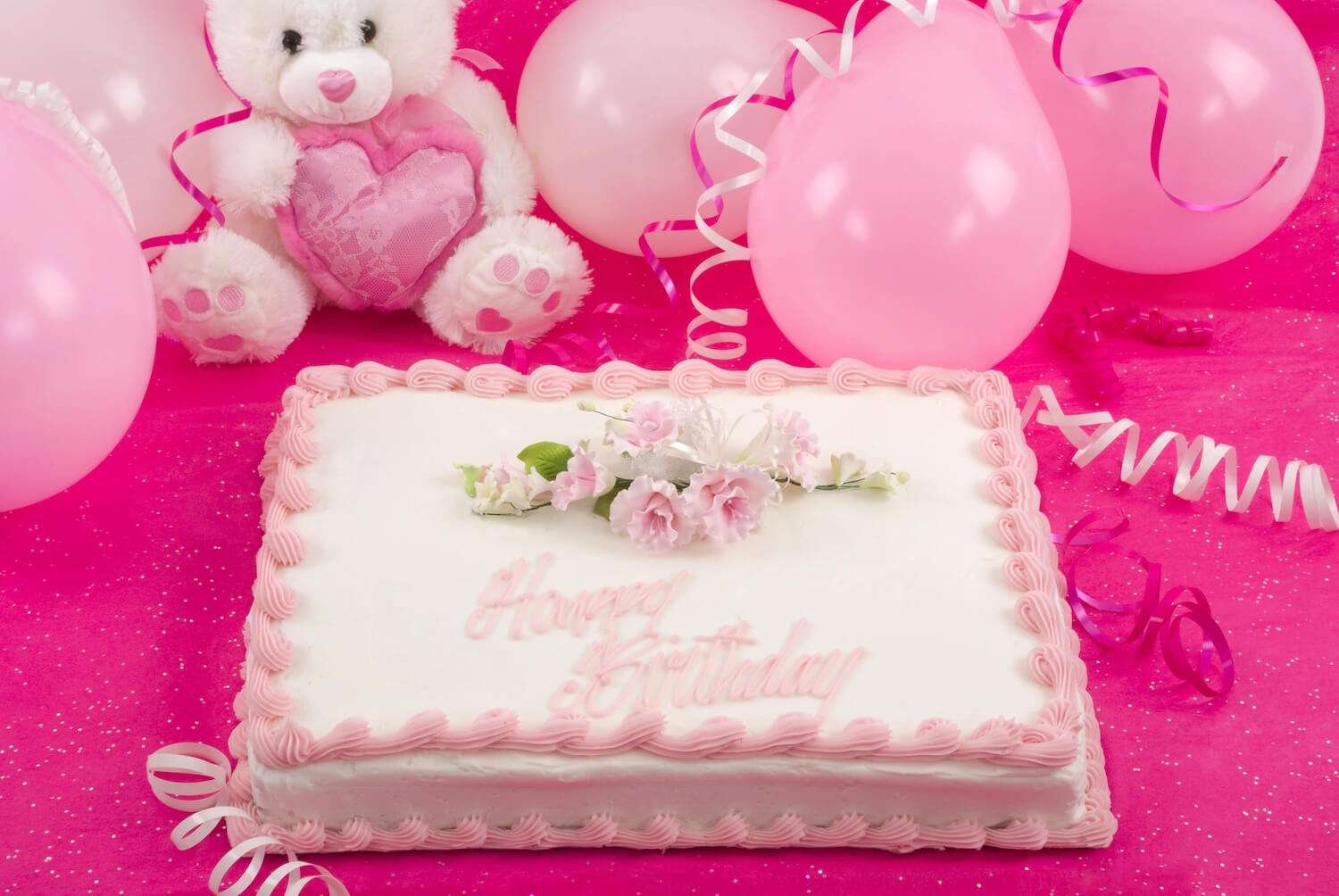 10 Sheet Cake Decorating Ideas for Your Next Celebration / Bake Batter & Beyond