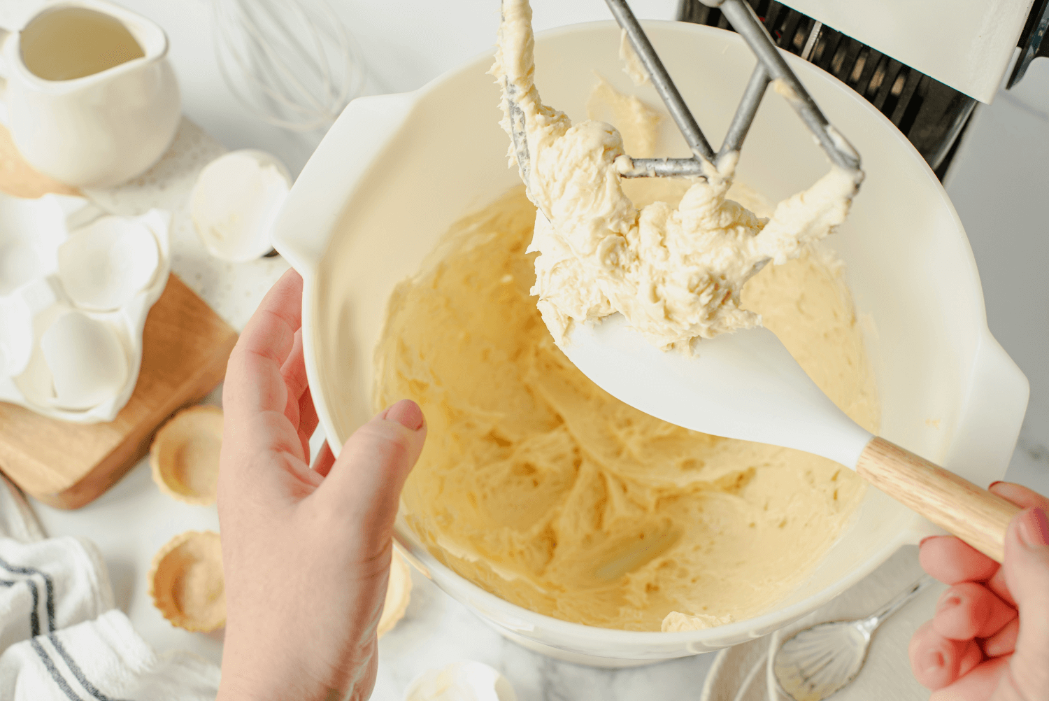 The Best Cake Decorating Kit: Everything You Need for Perfect Cakes | Bake Batter and Beyond