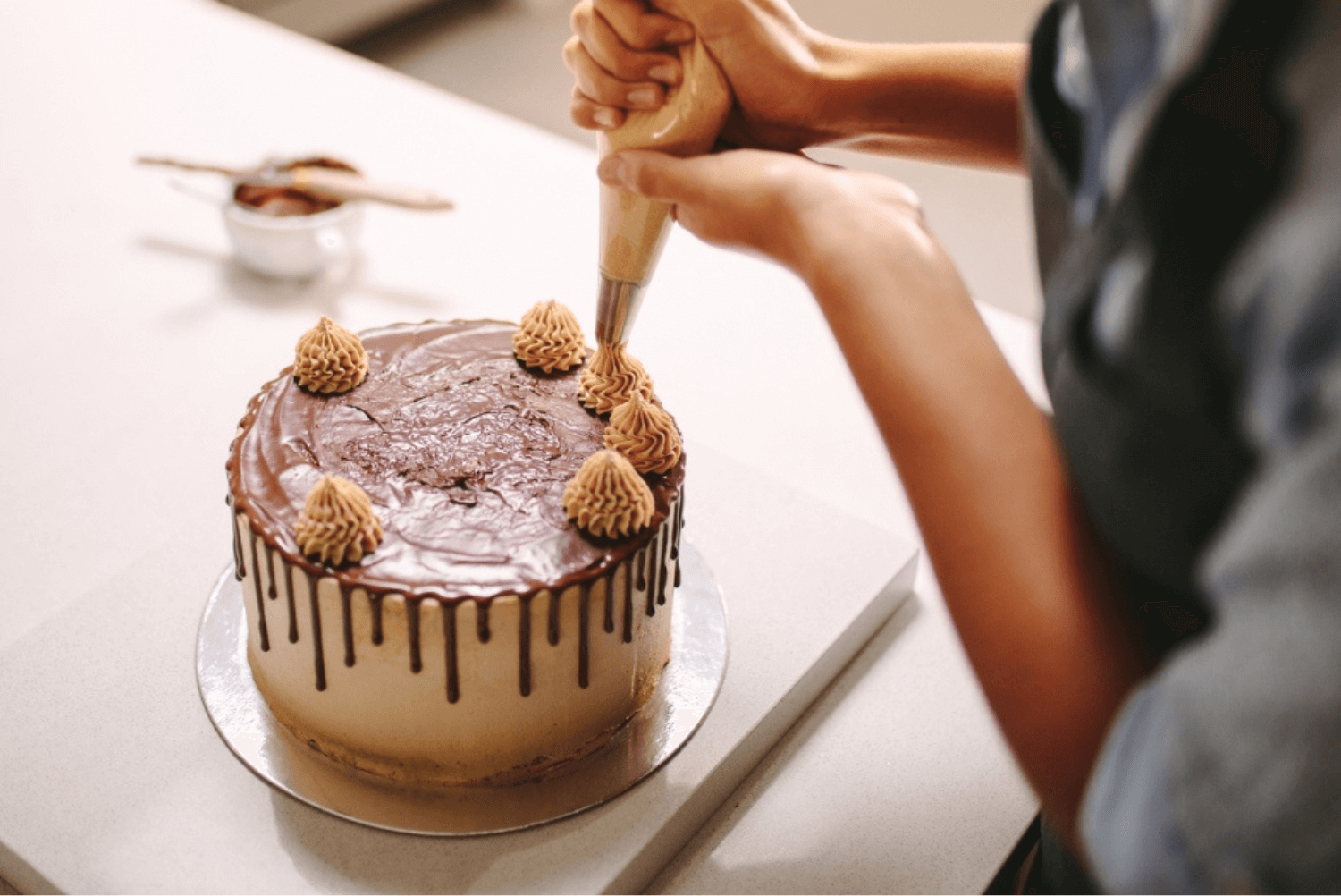 10 Best Piping Tips for Creating Stunning Professional-Looking Cakes in 2024 | Bake Batter and Beyond