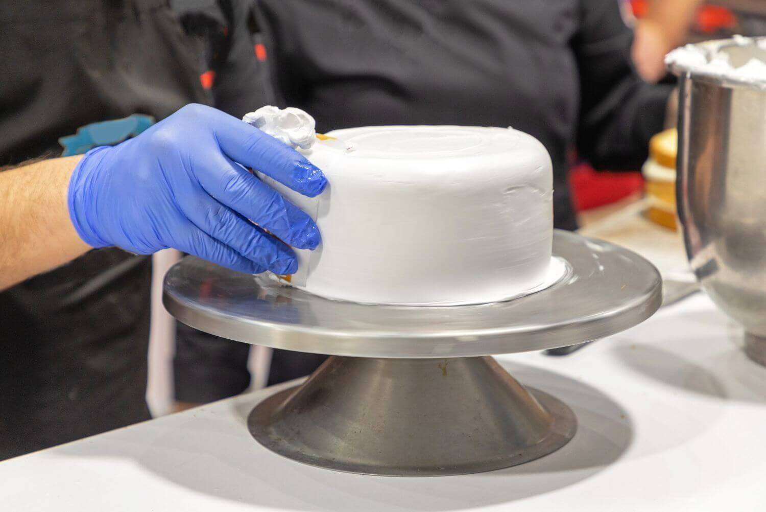 10 Must-Have Affordable Cake Decorating Tools for Bakers on a Budget in 2024 | Bake Batter and Beyond