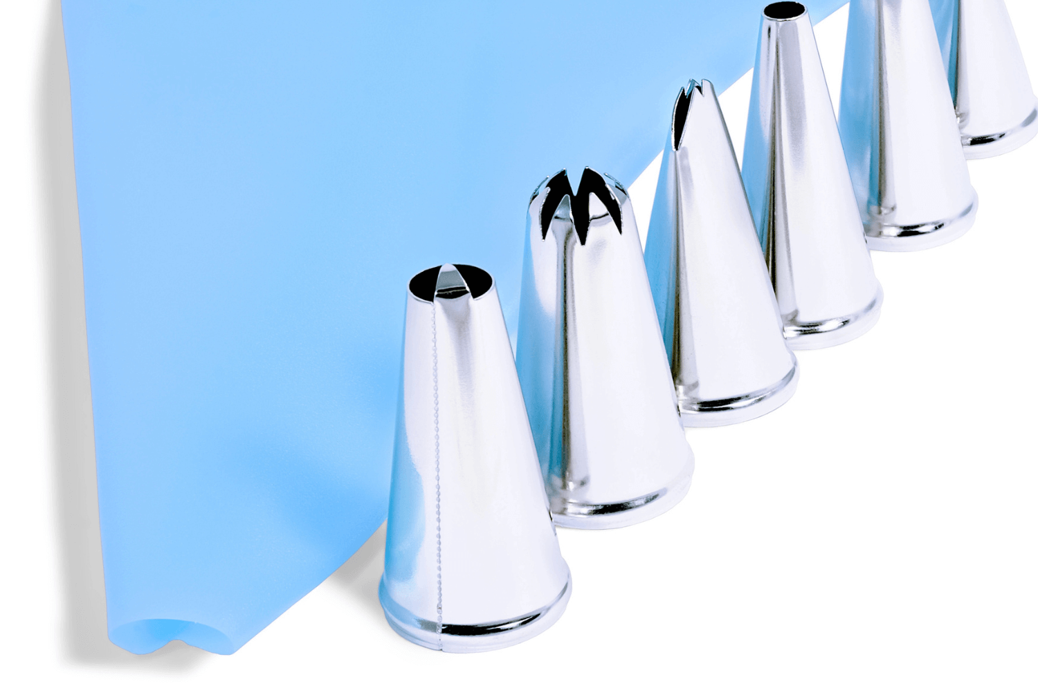 10 Must-Have Cake Decorating Tool Sets for Baking Enthusiasts in 2024 | Bake Batter and Beyond