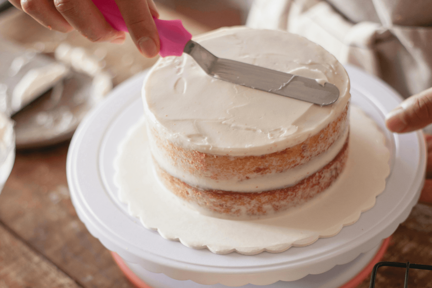 The Best Cake Turntables for Perfect Decorating in 2024: A Baker's Guide | Bake Batter and Beyond