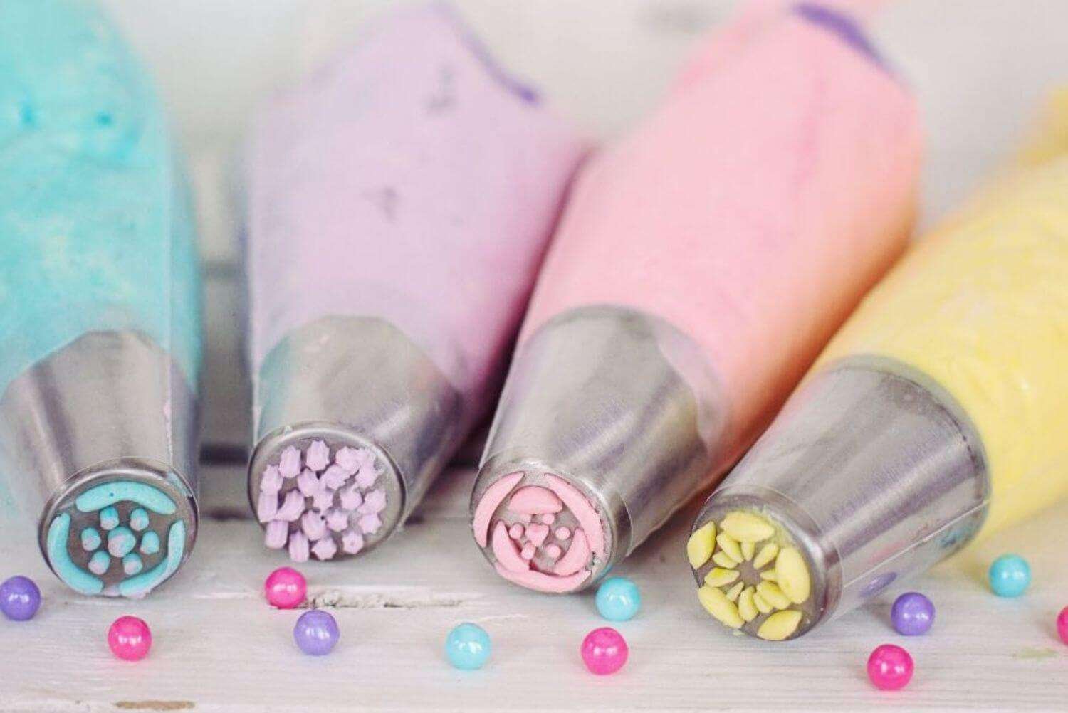 Understanding and Fixing Icing Colour Discolouration | Bake Batter and Beyond